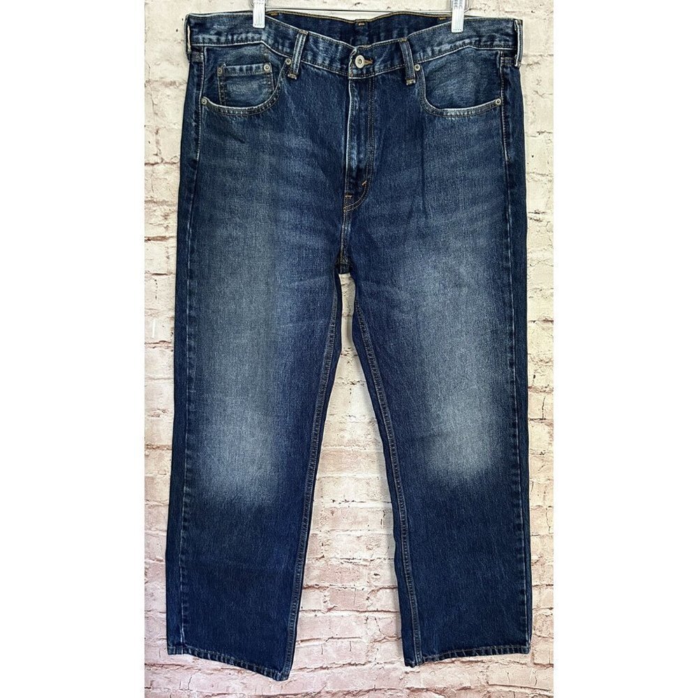 Levis 559 Mens Jeans Size 40 x 32  Denim Relaxed Fit 100% Cotton Denim